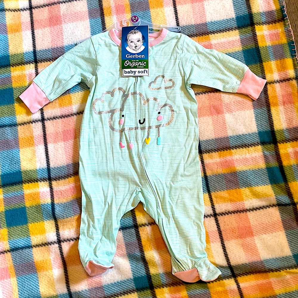 Infant onesie (0-3m), Gerber brand, Pink and Blue color